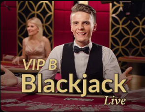 拉菲尼亚就手势道歉：那是紧张时刻的举动，回应一球迷对我不敬